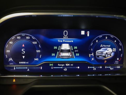 Used 2022 Chevrolet Tahoe RST w/ Sport Performance Package image 14