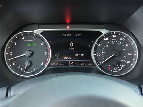 Used 2024 Nissan Sentra SV FWD image 10