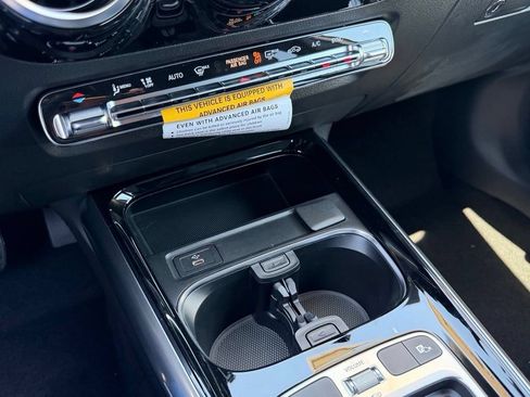 New 2026 Mercedes-Benz GLA 250 image 26