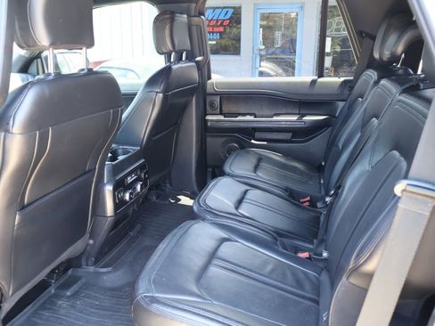 Used 2020 Ford Expedition Limited RWD image 17