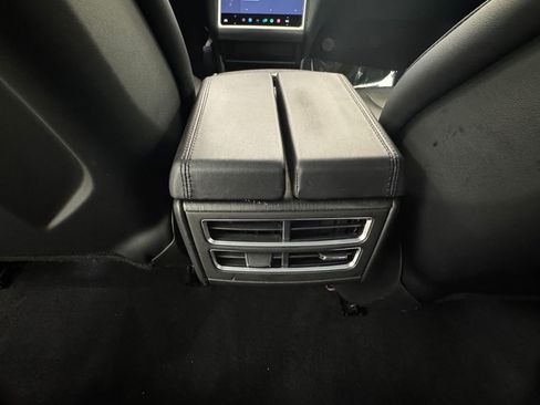 Used 2013 Tesla Model S image 39