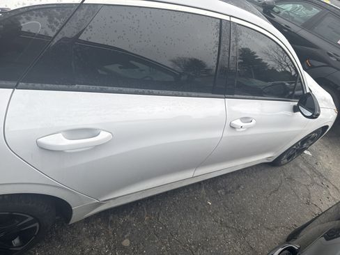 Used 2023 Kia K5 GT-Line image 5