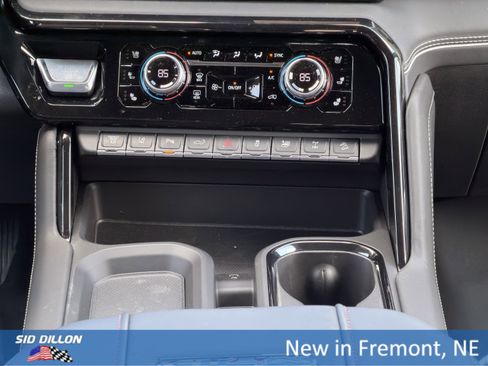 New 2026 GMC Sierra 2500 AT4X w/ LPO, Black Badging Package AWD/4WD image 14