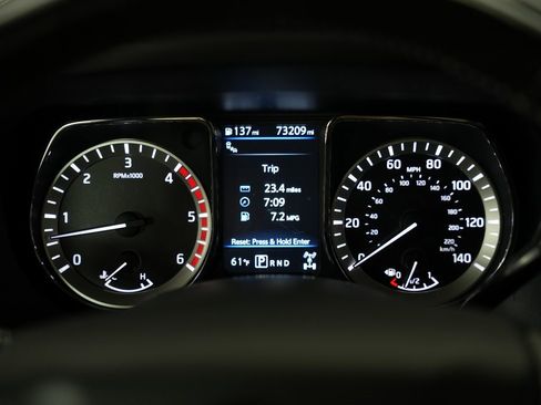 Used 2019 Nissan Titan PRO-4X image 15