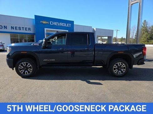 Used 2021 GMC Sierra 2500 AT4 w/ AT4 Premium Plus Package image 6