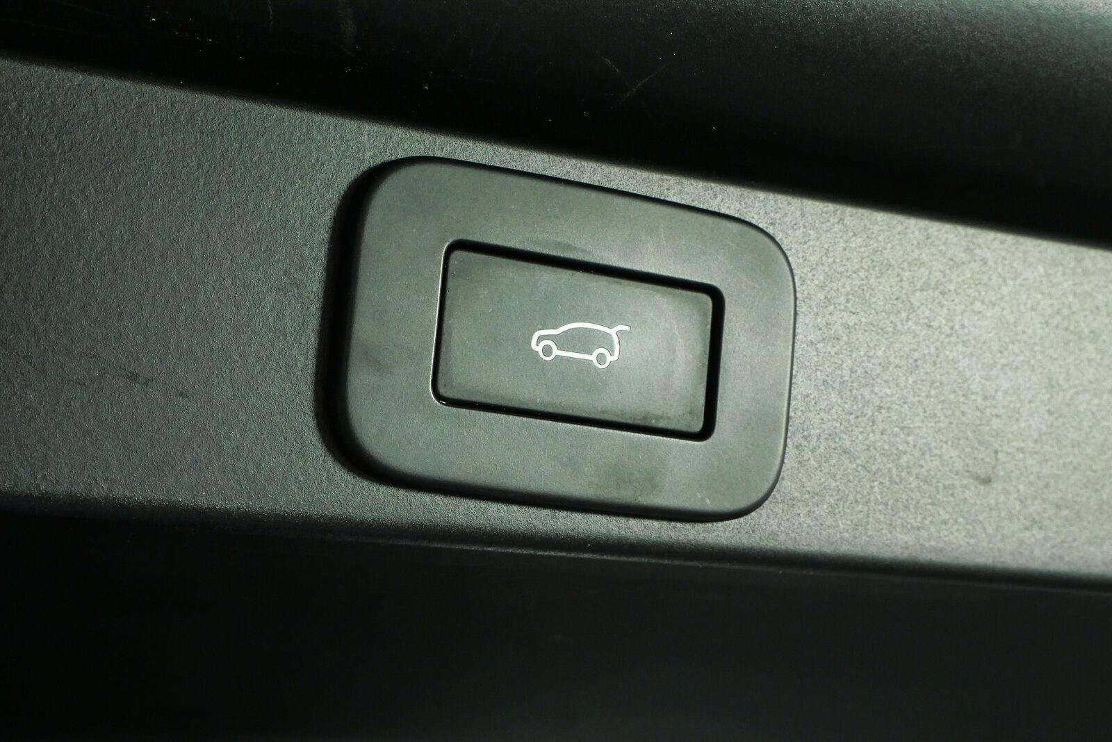 Used 2024 Land Rover Range Rover SE AWD/4WD image 36