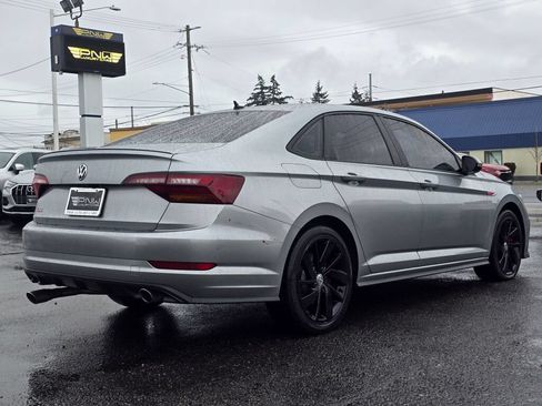 Used 2019 Volkswagen Jetta GLI FWD image 6