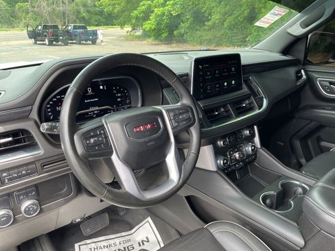 Used 2023 GMC Yukon SLT RWD image 24