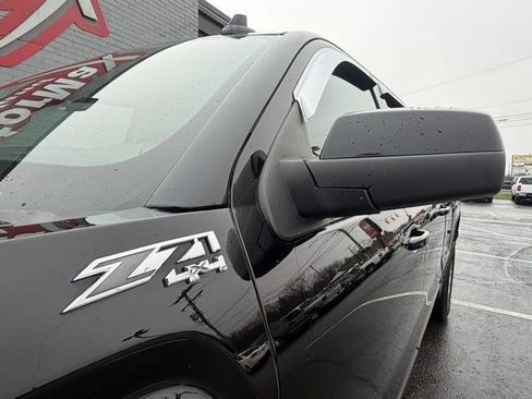 Used 2016 GMC Sierra 1500 SLE w/ Suspension Package, Off-Road image 3