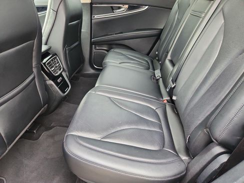 Used 2022 Lincoln Nautilus Reserve FWD image 25