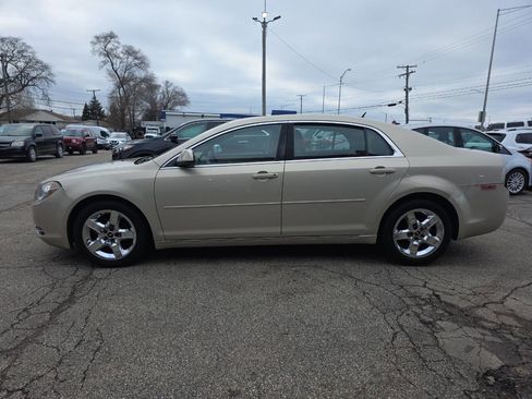 Used 2010 Chevrolet Malibu LT w/ Power Convenience Package image 3