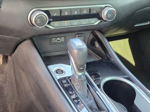 Used 2022 Nissan Altima 2.5 SV w/ SV Premium Package FWD image 29