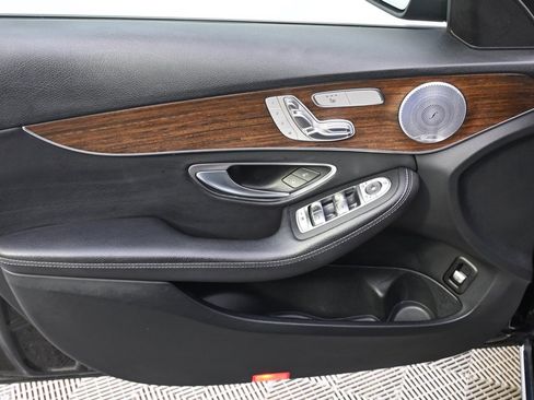 Used 2020 Mercedes-Benz C 300 4MATIC Sedan image 21