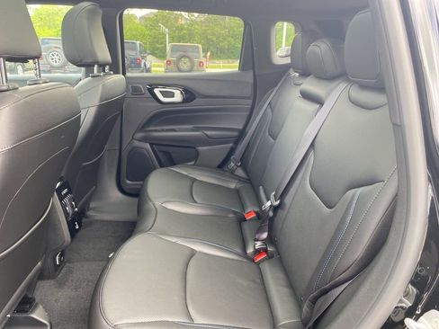 New 2025 Jeep Compass Limited w/ High Altitude Package image 18