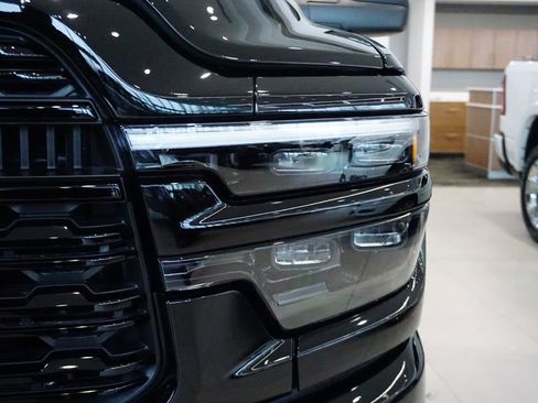 New 2026 RAM 3500 Limited AWD/4WD image 8