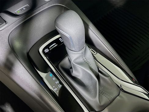 Certified 2025 Toyota Corolla XSE image 16