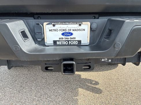 Used 2022 Ford F250 Lariat w/ Black Appearance Pkg AWD/4WD image 8
