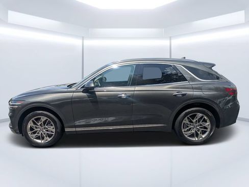 Used 2025 Genesis GV70 2.5T AWD/4WD image 6