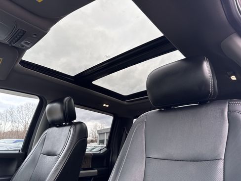 Certified 2019 Ford F350 Lariat w/ Lariat Ultimate Package image 5