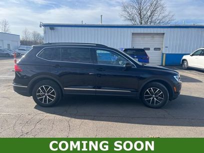 Used 2021 Volkswagen Tiguan SE w/ Panoramic Sunroof Package
