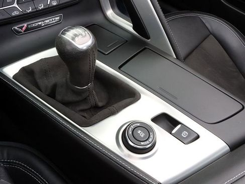 Used 2018 Chevrolet Corvette Stingray Coupe w/ 2LT Preferred Equipment Group image 23