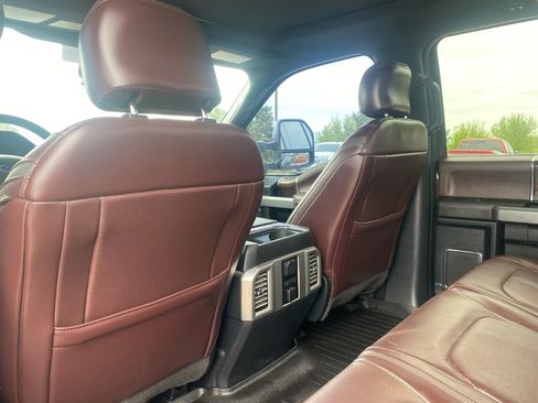 Used 2017 Ford F250 Platinum w/ Platinum Ultimate Package AWD/4WD image 26
