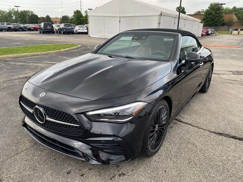 Used 2026 Mercedes-Benz CLE 300 4MATIC Cabriolet image 3