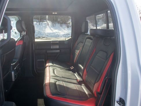 Used 2018 Ford F150 Lariat w/ Equipment Group 502A Luxury image 8