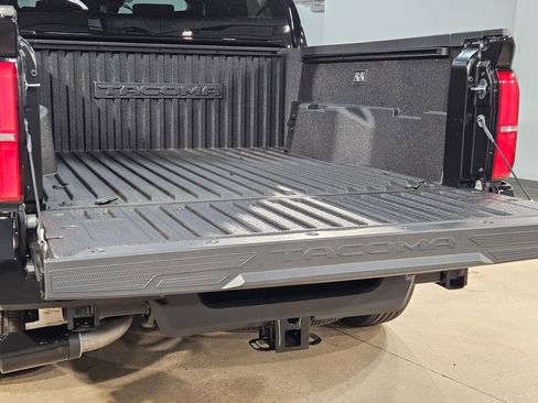 New 2026 Toyota Tacoma SR5 AWD/4WD image 21