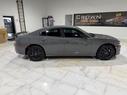 Used 2023 Dodge Charger SXT w/ Blacktop Package AWD/4WD image 7