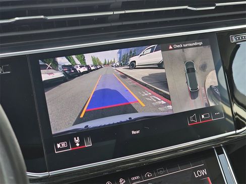 Used 2023 Audi Q7 3.0T Premium Plus image 26