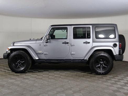 Used 2014 Jeep Wrangler Unlimited Sahara w/ Connectivity Group image 14