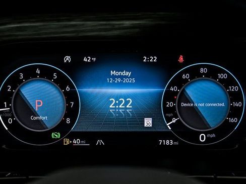 Certified 2025 Volkswagen Atlas SEL Premium R-Line image 11