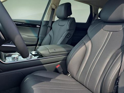 New 2026 Genesis GV80 2.5T image 5