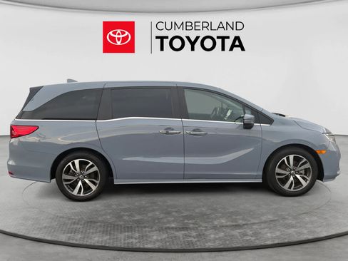 Used 2023 Honda Odyssey Touring image 6