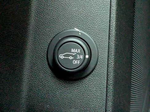 Used 2023 Chevrolet Equinox RS FWD image 31