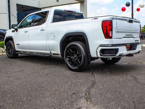 Used 2022 GMC Sierra 1500 Elevation w/ X31 Off-Road Package AWD/4WD image 4