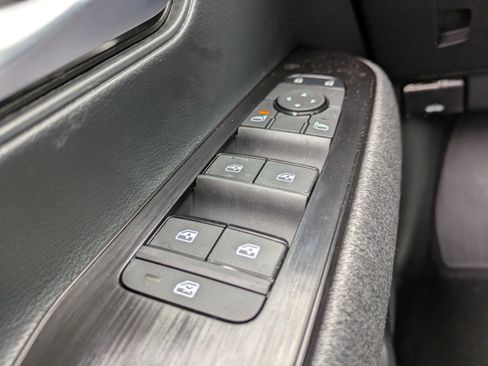New 2026 Nissan Kicks SV FWD image 21