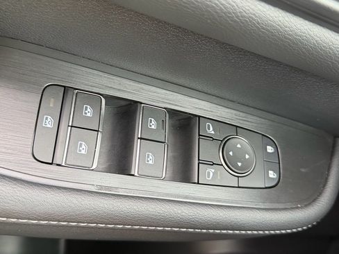 Certified 2026 Nissan Armada SV AWD/4WD image 35