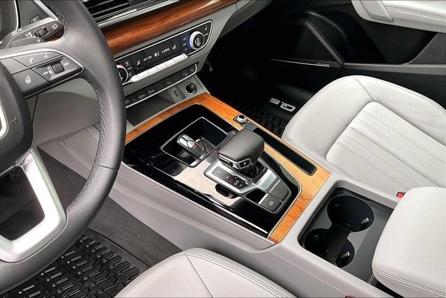 Certified 2023 Audi Q5 2.0T Premium Plus w/ Premium Plus Package AWD/4WD image 18