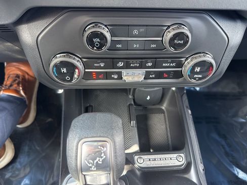 New 2026 Ford Bronco Big Bend AWD/4WD image 16