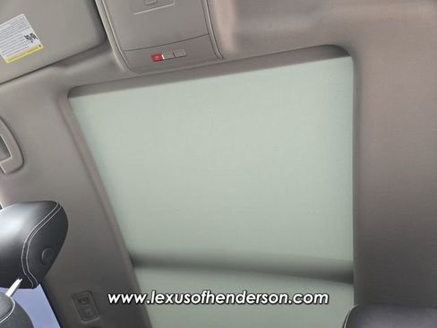 Used 2021 Volkswagen Atlas SEL image 11