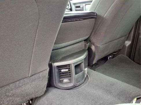 Used 2024 RAM 3500 Tradesman w/ Chrome Appearance Group AWD/4WD image 10