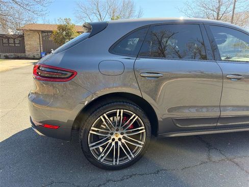 Used 2015 Porsche Macan Turbo image 7