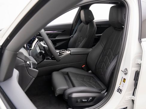 New 2026 BMW 530i xDrive 530i xDrive image 13