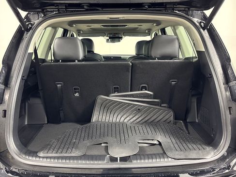 Used 2024 Kia Telluride EX w/ EX Captain's Chair Package image 37