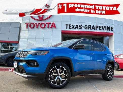 Used 2025 Jeep Compass Limited AWD/4WD image 1