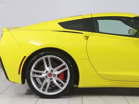 Used 2016 Chevrolet Corvette Stingray Coupe RWD image 54