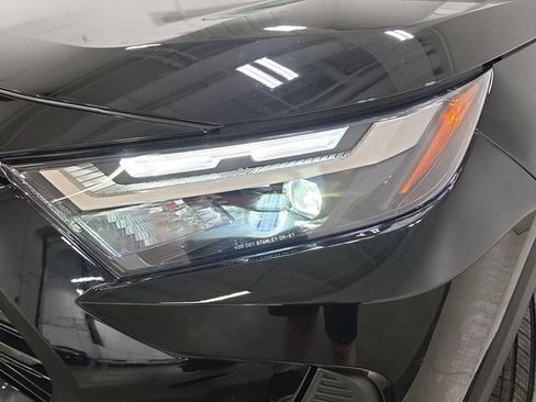 Certified 2025 Toyota RAV4 XLE AWD/4WD image 25