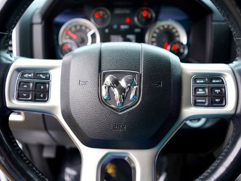 Used 2015 RAM 1500 Laramie w/ Convenience Group image 12